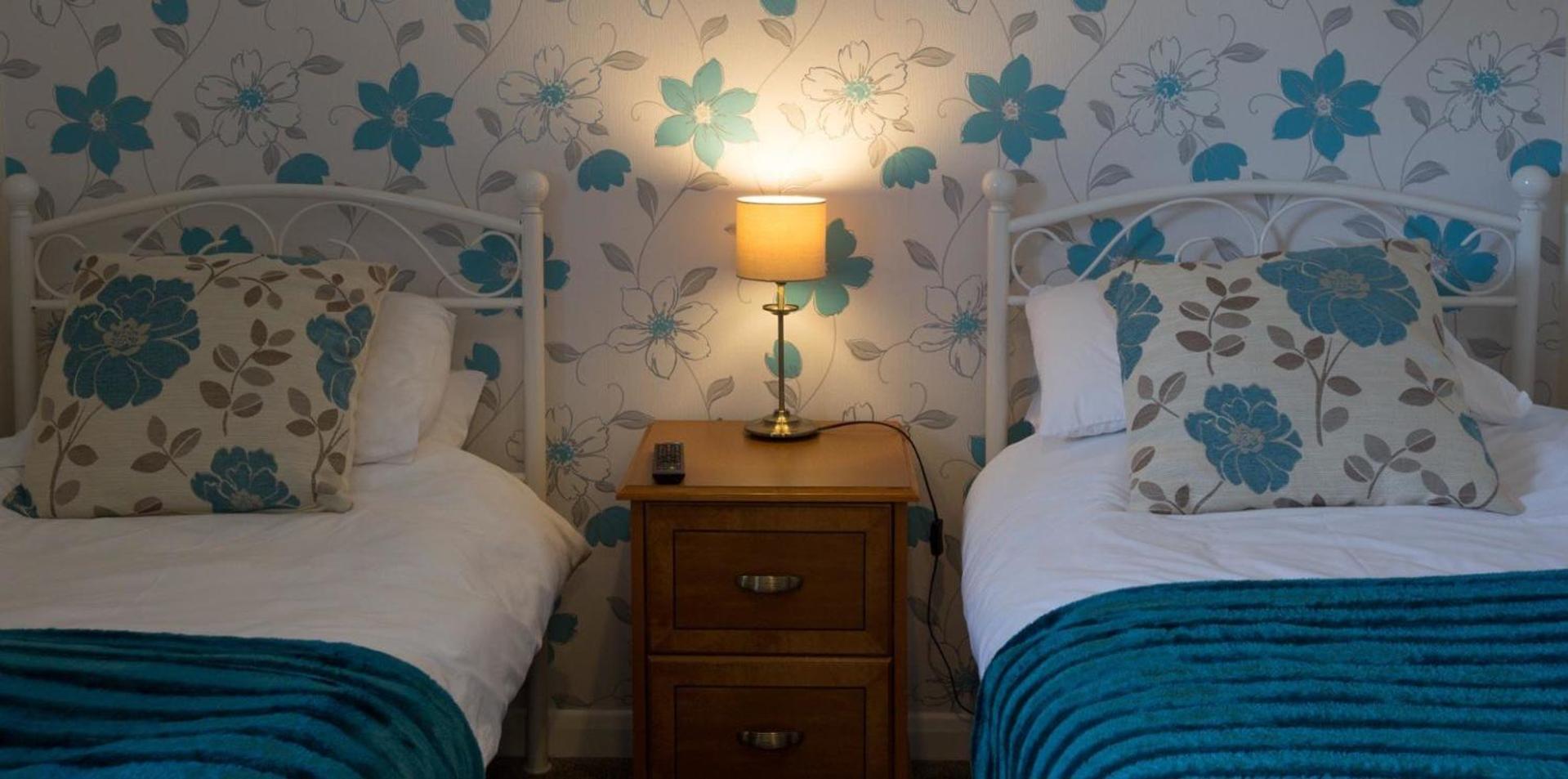 Manor Farm Holiday Cottages Reighton エクステリア 写真